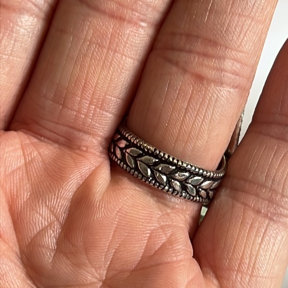 #118 Skeleton & Day of The Dead ๐ Peridot Handcrafted Ring ๐ Size 8 - Picture 5 of 16